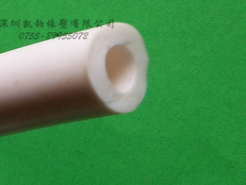 白色硅膠管